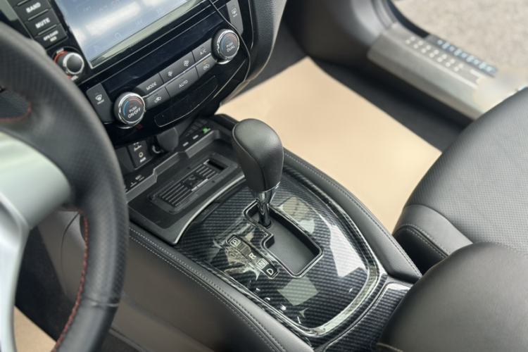 Used Nissan X-Trail 2015 2.0L CVT Comfort MAX Edition 2WD