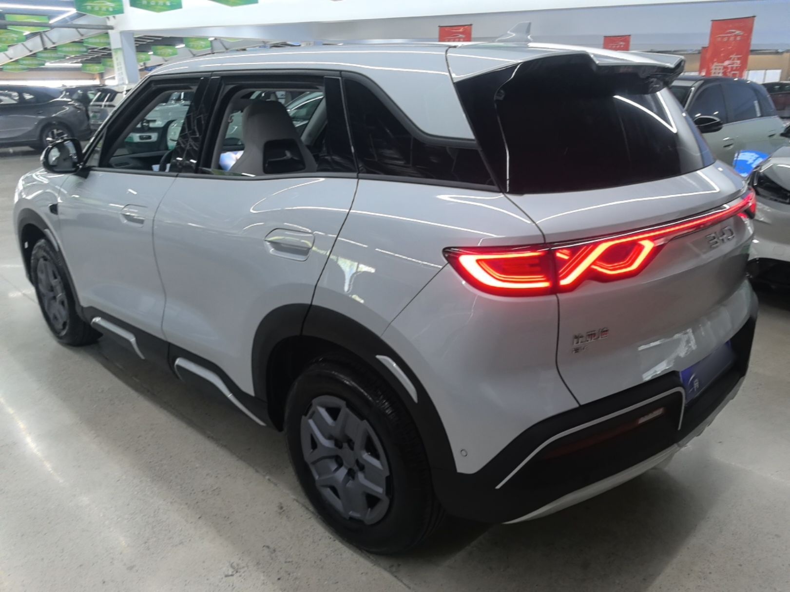 BYD Yuan UP 2025 Intelligent Driving Version 401 KM Dynamic Edition — снимка 4