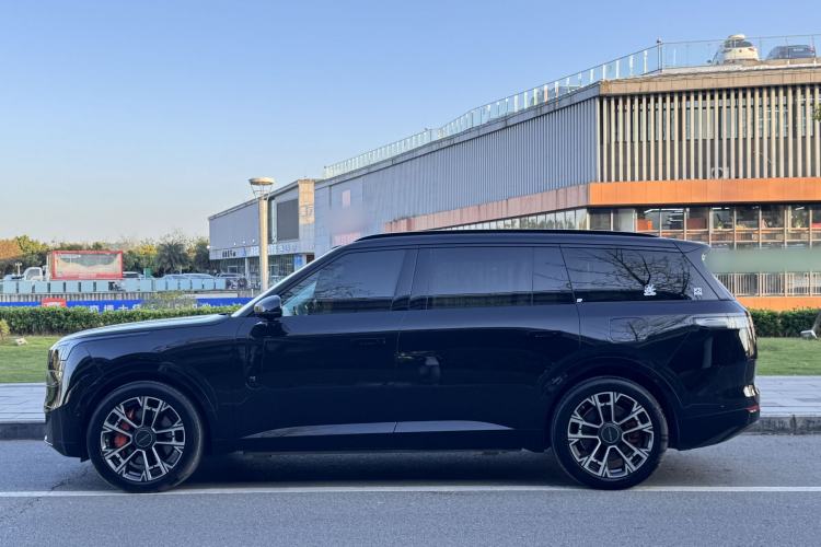 Used Lynk & Co 900 2025 1.5T Ultra
