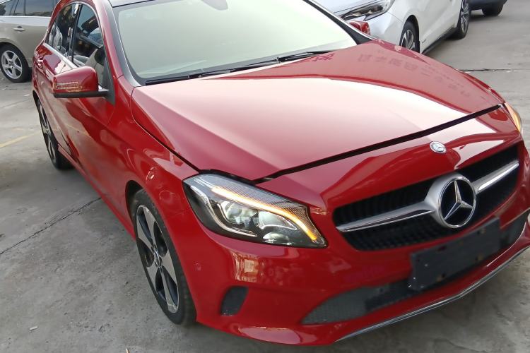 Used Mercedes-Benz A-Class 2016 A 200 Fashion Model
