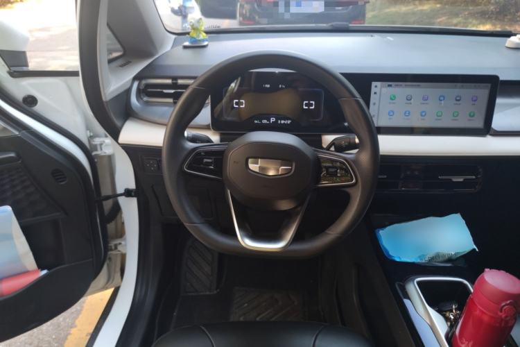 Used Geometry E Firefly 2024 301km Starlight
