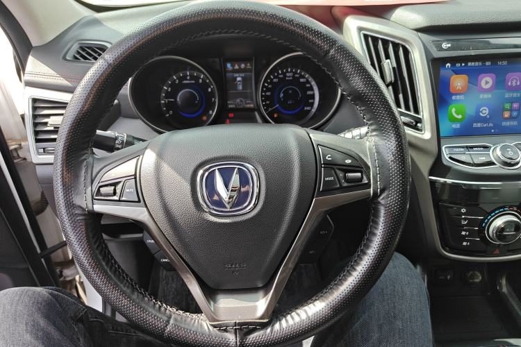 Used CHANGAN CS75 2017 Shangku Edition 1.5T Manual ZhiXiang Model
