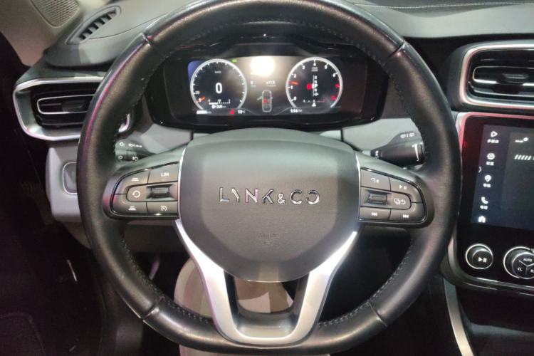 Used Lynk & Co 01 2020 2.0T Two-Wheel Drive Pure Pro Version China VI Standard