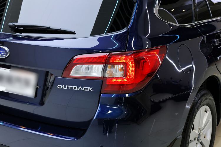 Used Subaru Outback 2017 2.5i Luxury Navigation Edition
