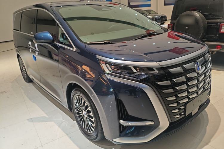 Used Denza D9 2022 DM-i 970 Four-Wheel Drive Flagship Model Exterior 1