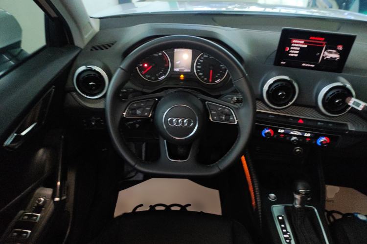 Used Audi Q2L 2023 35TFSI Fashion Dynamic Model
