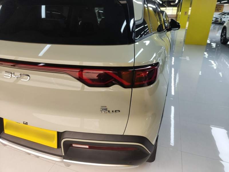 Used BYD Yuan UP 2024 401 km Active Version — 7