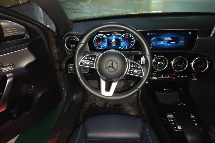 Used Mercedes-Benz A-Class 2019 A 200 L Sport Sedan Steering Wheel