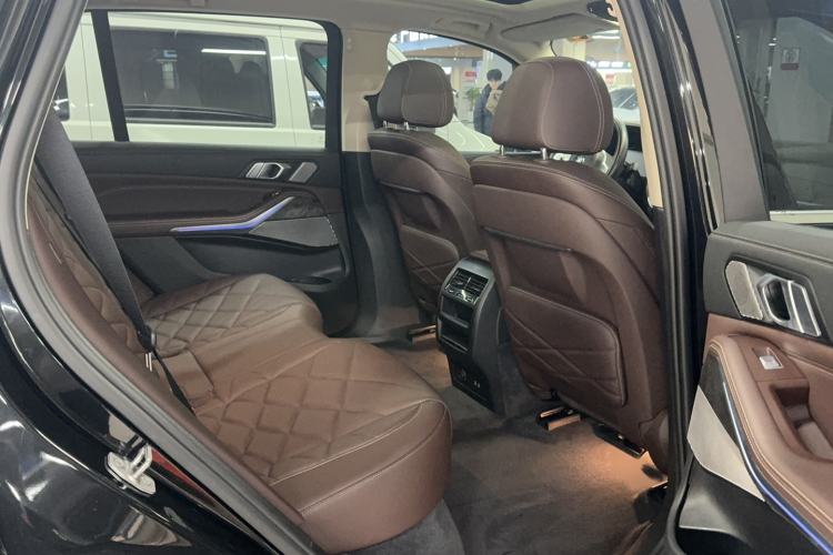 Used BMW X5 2022 Restyled xDrive 30Li Luxury Version M Sport Package