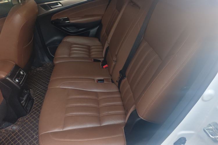 Used CHANGAN CS95 2017 2.0T Two-Wheel Drive Zhiyuan Edition