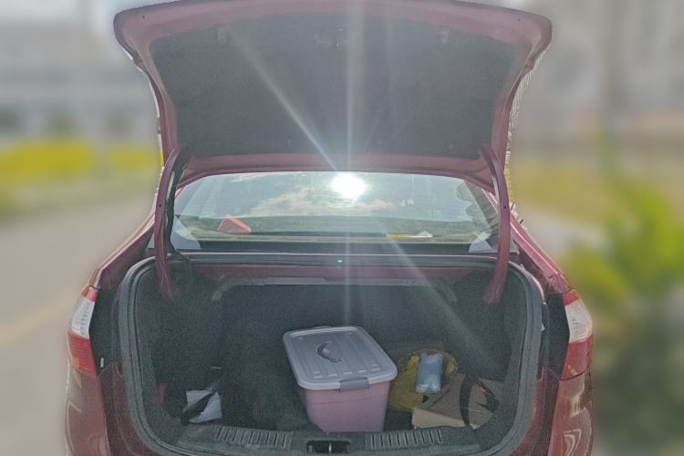 Used Ford Fiesta 2013 Sedan 1.5L Manual Fashion Edition
