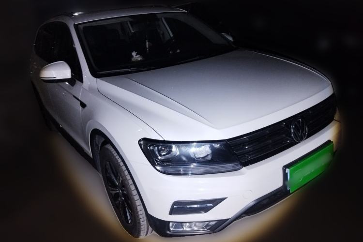 Used Volkswagen Tiguan L 2019 Updated Version 330TSI Automatic Two-Wheel Drive Panoramic Comfort Edition China VI Standard Front Right 45 Deg