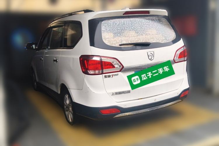Used Baojun 730 2014 1.5L manual Comfort version 7 seats
