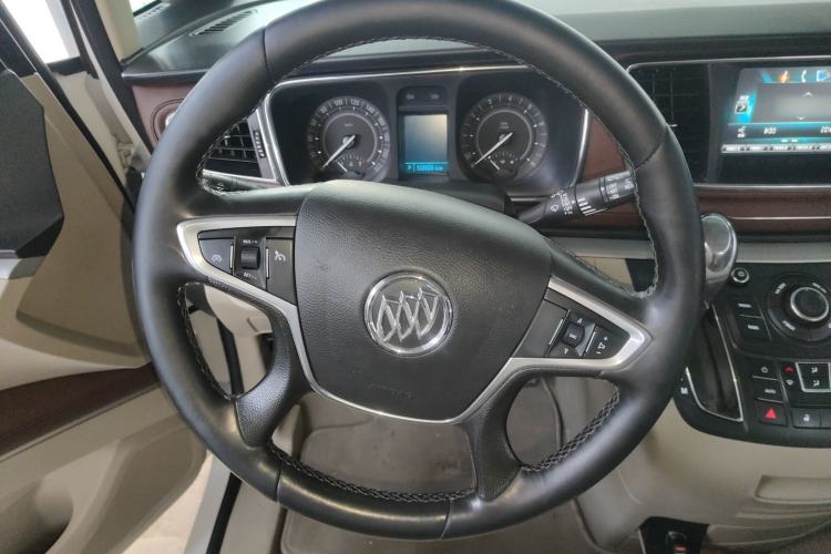 Used Buick GL8 2018 28T Luxury Model China VI Standard