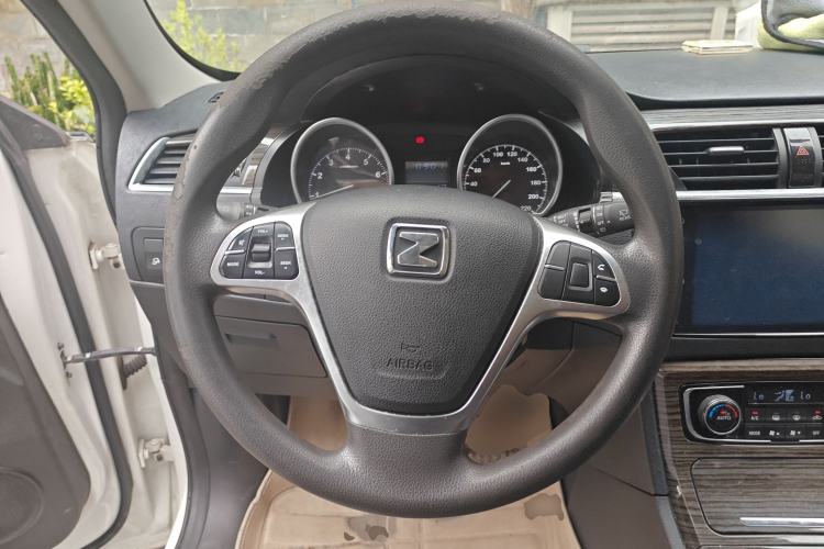 Used Zotye T600 2016 1.5T Manual Luxury Edition Steering Wheel
