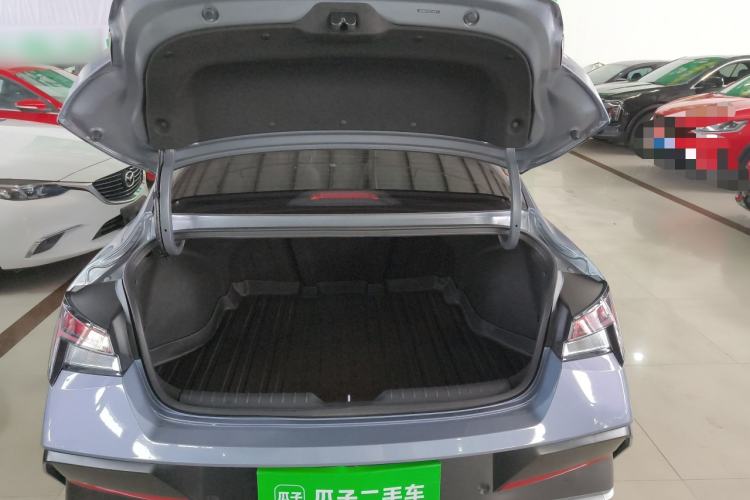 Used Hyundai Elantra 2023 1.5L CVT LUX Prestige Edition Trunk