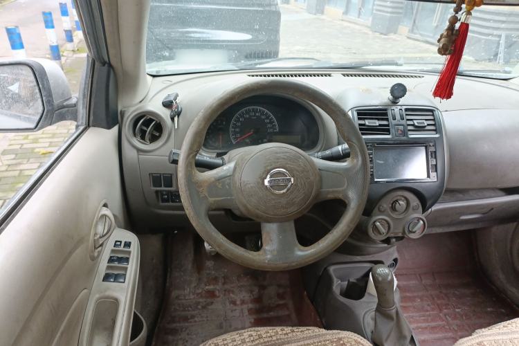 Used Nissan Sunny 2011 1.5XE Manual Comfort Edition Steering Wheel