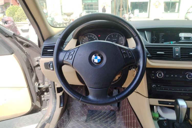 Used BMW X1 2013 sDrive18i Leading Model