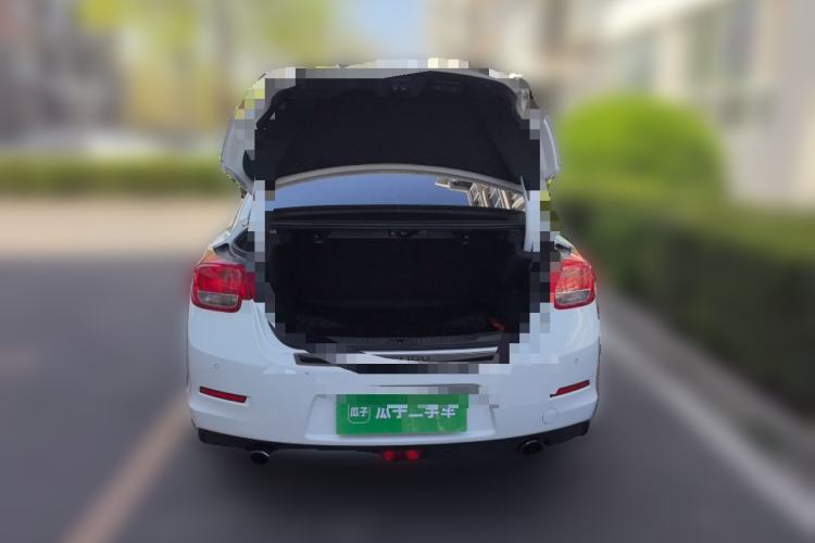 Used Chevrolet Malibu 2013 1.6T Automatic Luxury Edition Trunk