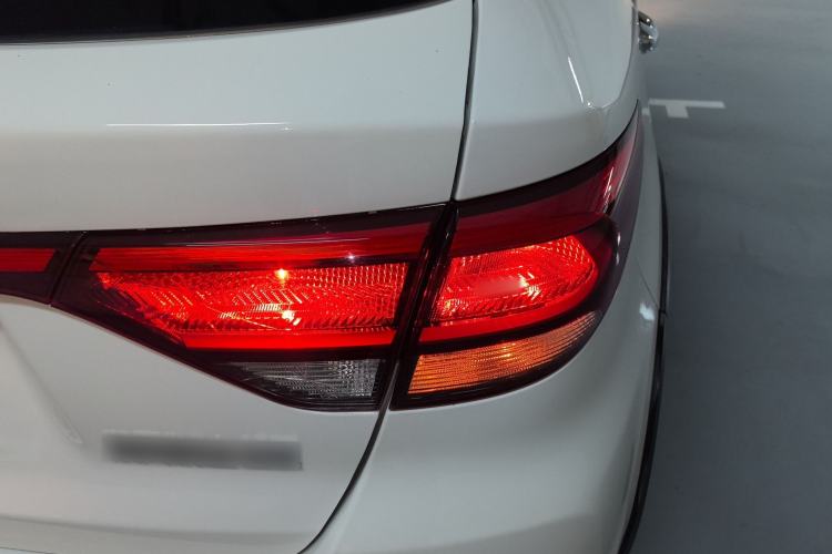 Used Kia KX Cross 2017 1.4L AT GLS