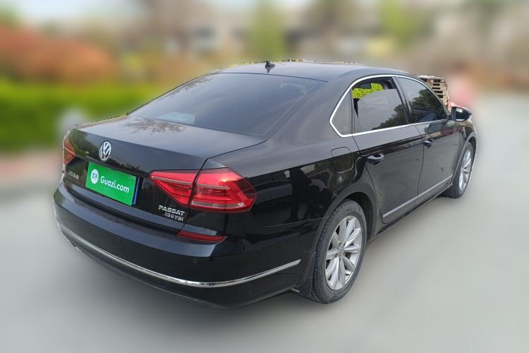 Used Volkswagen Passat 2017 280TSI DSG Luxury Edition
