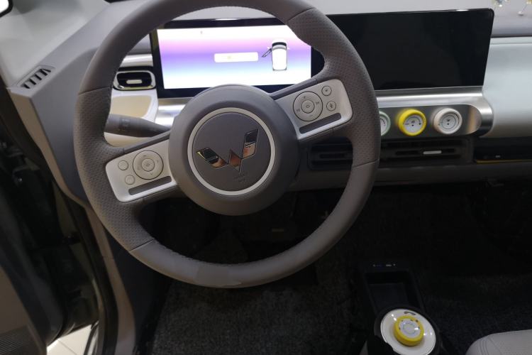 Used Wuling Air ev 2023 - Four Seats - Advanced Edition