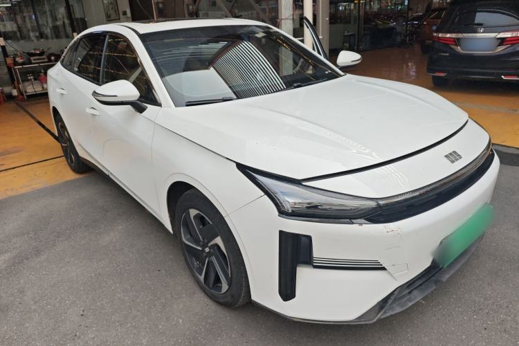 Used Geely Galaxy L6 2023 60km PLUS Exterior 1