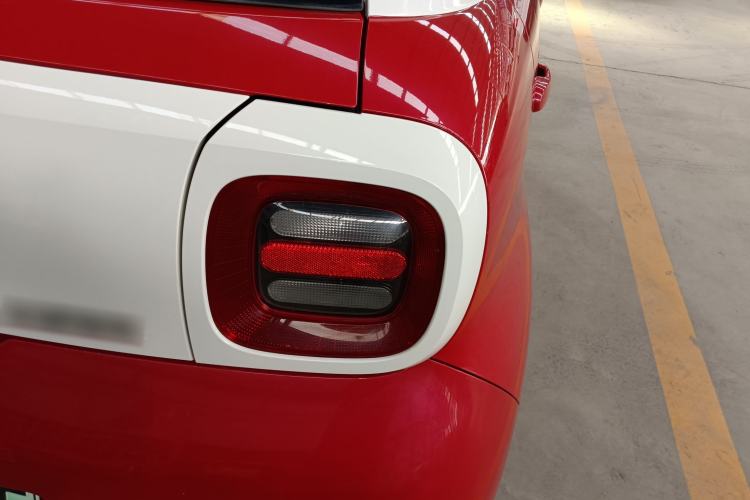 Used ORA Black Cat 2019 351 km Goddess Edition
