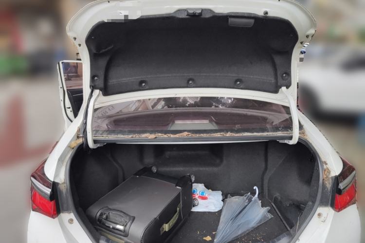 Used Toyota Corolla 2017 Revised Dual-Engine 1.8L E-CVT Leading Edition
