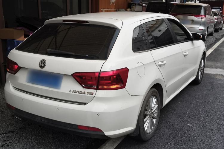 Used Volkswagen Gran Lavida 2013 1.4 TSI Automatic Comfort Model