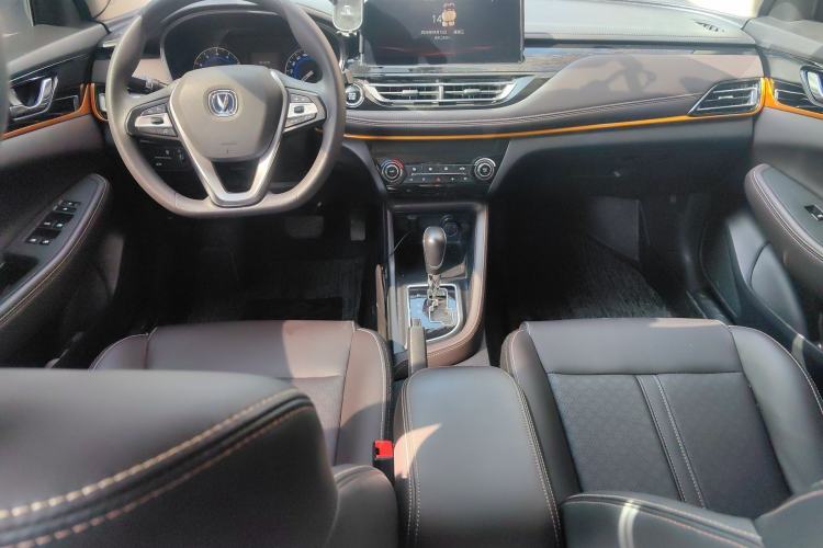 Used CHANGAN Eado DT 2019 1.6L Automatic Smart Enjoyment Model China VI Standard Center Console