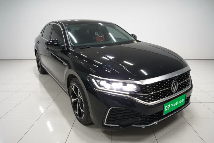 Used Volkswagen Passat 2023 Revised 330TSI Starry Elite Edition Exterior 1