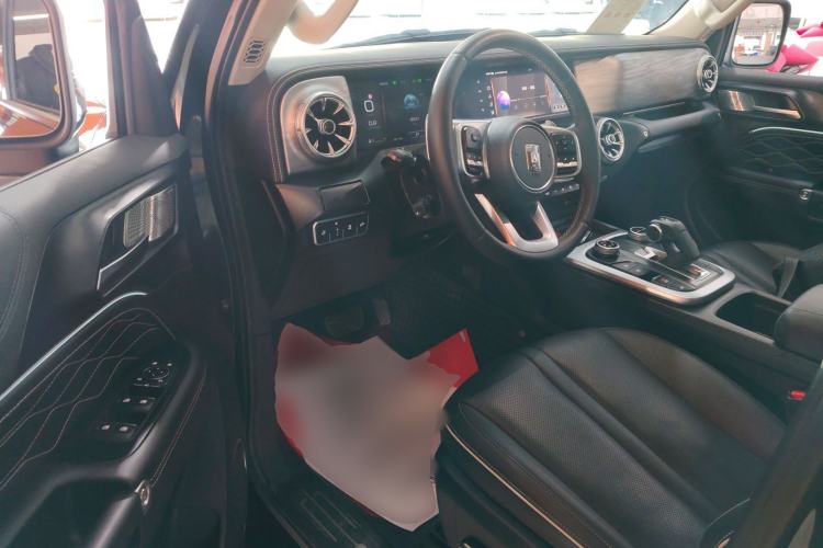 Used Tank 300 2023 City Edition 2.0T—Stylish as Ever Driver Seat