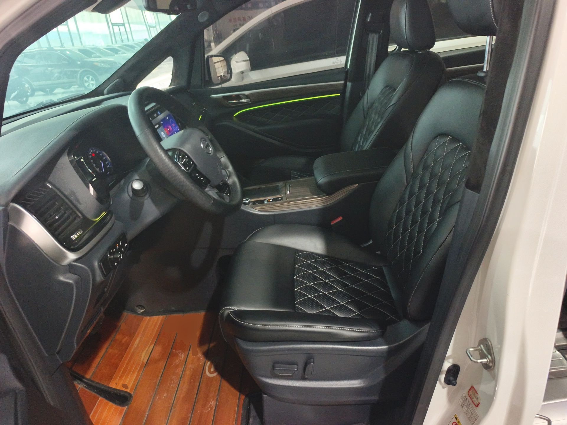 Interior delantero