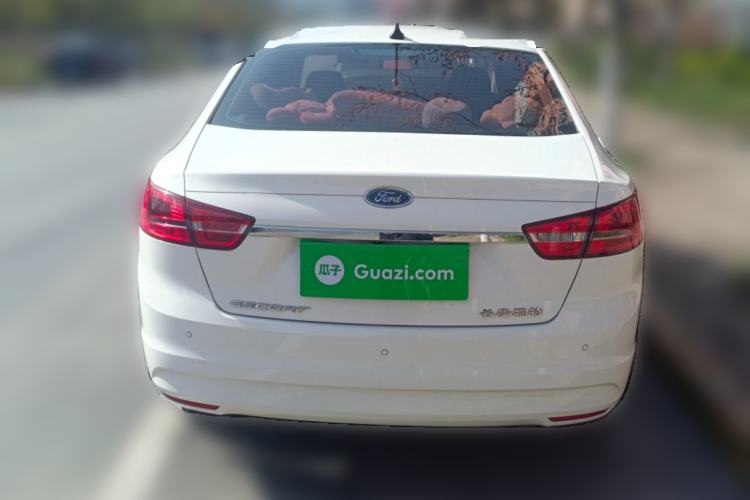 Used Ford Escort 2017 Happiness Edition 1.5L Automatic Fashion Version
