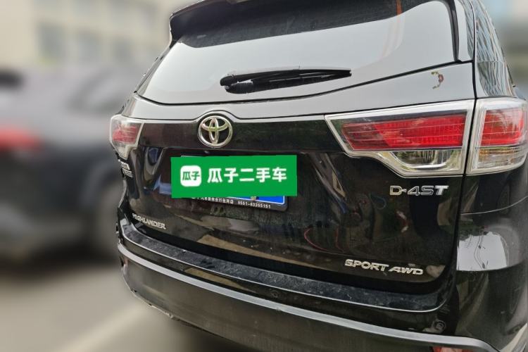 Used Toyota Highlander 2015 2.0T Four-Wheel Drive Luxury Edition 7-Seater Rear