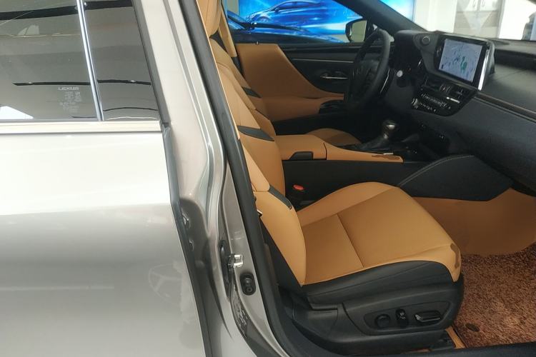 Used Lexus ES 2023 200 Excellence Edition