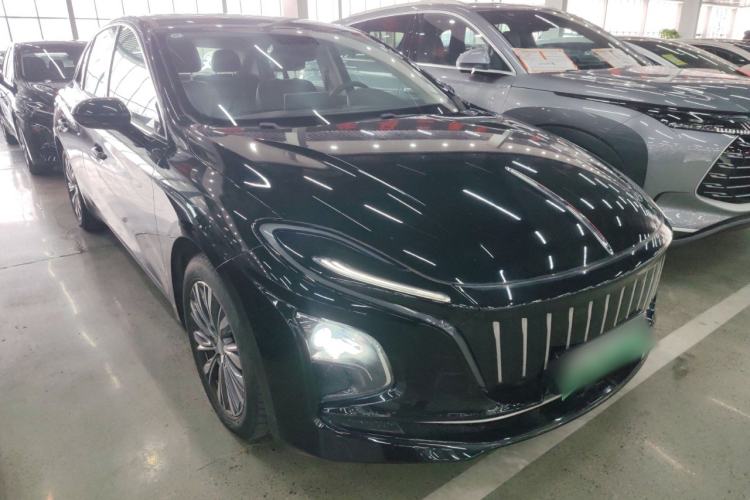 Used Hongqi E-QM5 2022 431 km Charge & Enjoy Edition