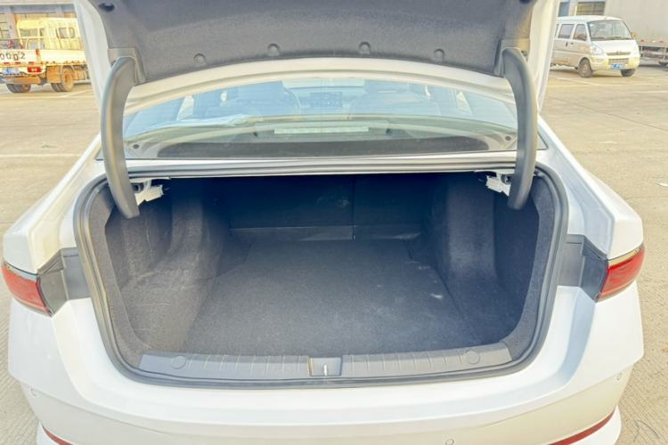 Used BYD Qin PLUS 2025 DM-i Smart Drive 55KM Leading Model
