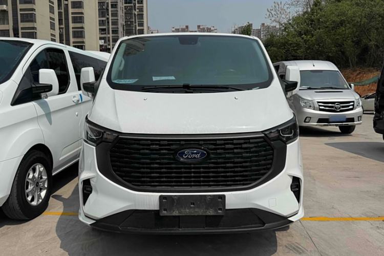 Used Ford Transit 2023 2.0T Diesel Automatic Commercial & Travel Version Mid-axle Low-roof Design 7/8/9-Seater