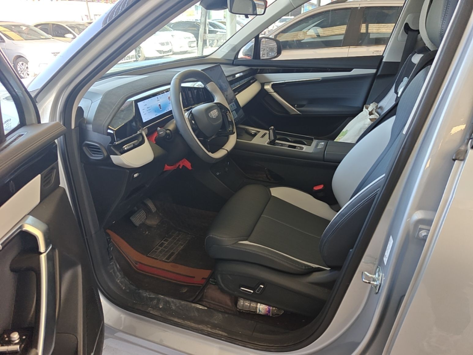 Geely Auto FX11 2024 1.5TD DCT Prestige Edition — снимка 17