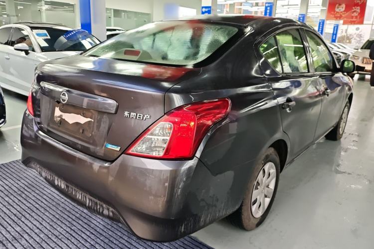 Used Nissan Sunny 2014 1.5XE Manual Comfort Edition Rear Right 45 Deg