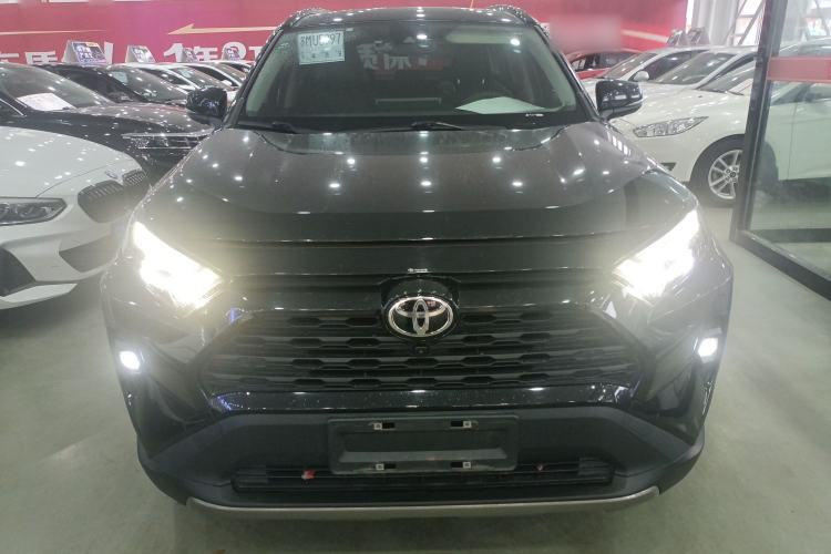 Used Toyota RAV4 2023 2.0L CVT Two-Wheel Drive Fashion Plus Edition