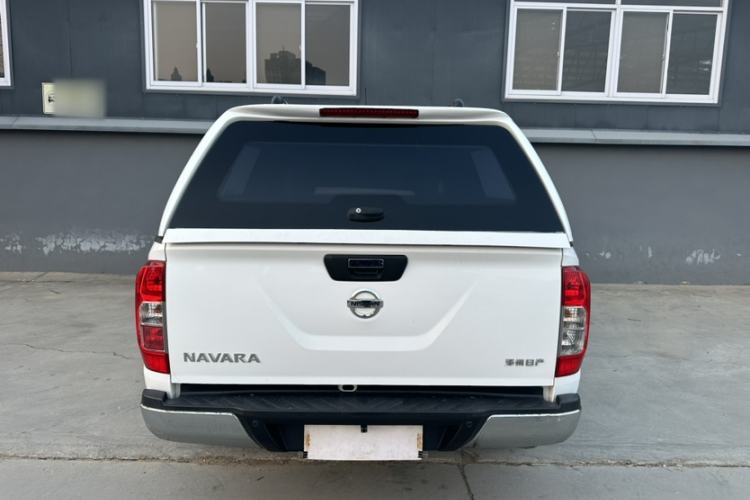 Used Nissan Navara 2017 2.5L Automatic 2WD Luxury Edition QR25