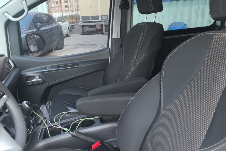 Used JAC Refine M3 2023 1.8L 7/8-Seater Smart Connectivity Version Left Front Seat