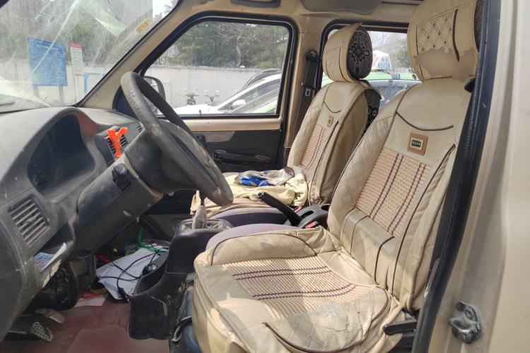 Used Wuling Rongguang 2011 1.5L Base Version Left Front Seat