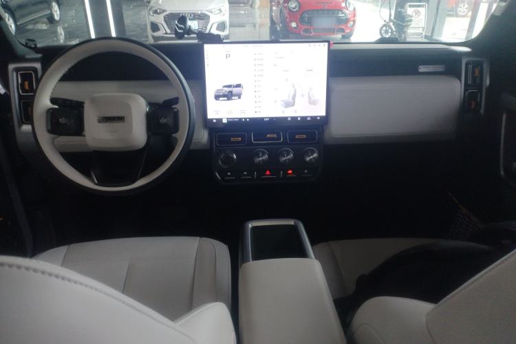 Used iCAR V23 2025 401 Two-Wheel Drive Intelligent Driving Version
