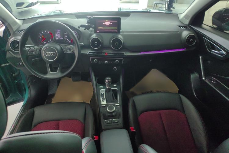 Used Audi Q2L 2021 35 TFSI Fashion Dynamic Model Interior 3