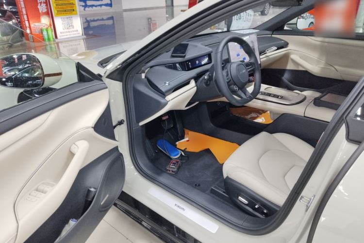Used Xiaomi Auto SU7 2024 Rear-Drive Long-Range Intelligent Driving Version

