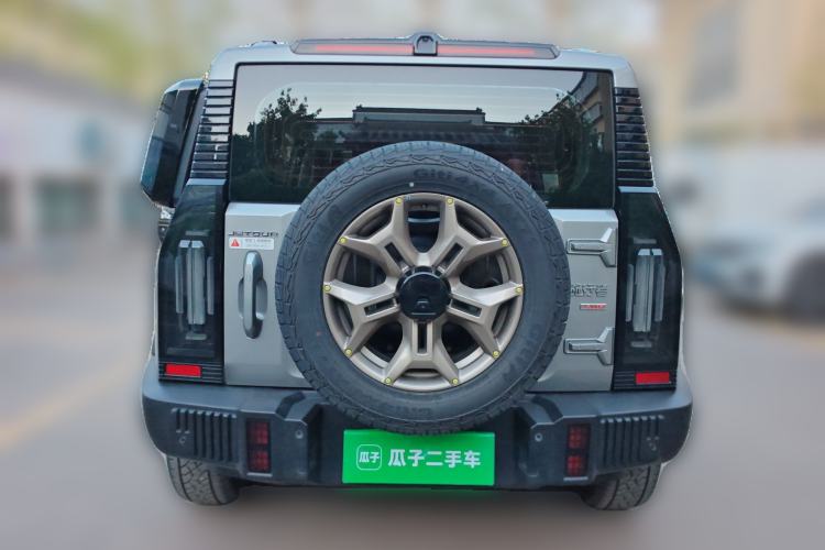 Used JETOUR Traveler 2023 2.0T Four-Wheel Drive Conqueror Rear